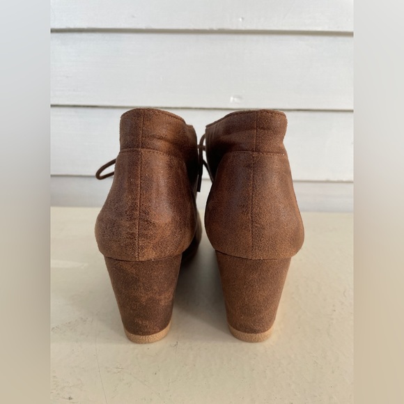 Brown Maurice’s Wedge Bootie - Picture 4 of 7